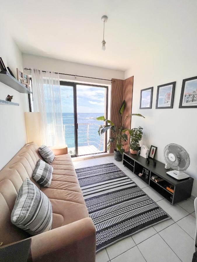 F8 1 Seaview Room, Living And Bathroom Shared , Stjulians Saint Julian's Eksteriør billede